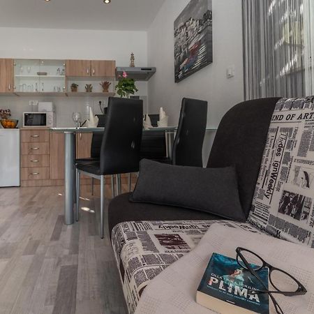 Apartments Bruna Трогир Экстерьер фото