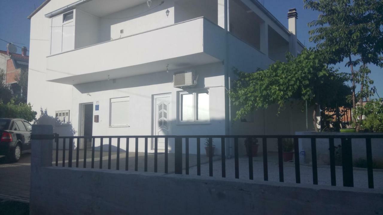 Apartments Bruna Трогир Экстерьер фото