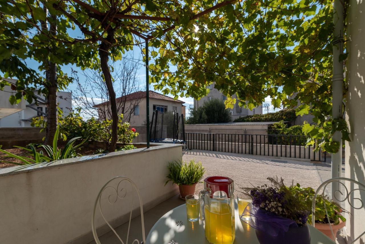 Apartments Bruna Трогир Экстерьер фото